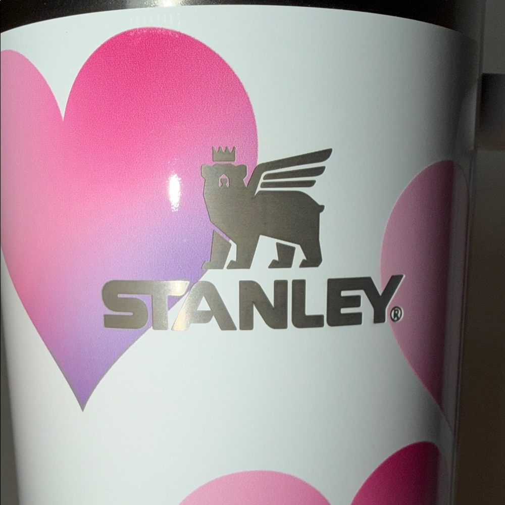 NWT Stanley Target Exclusive 30oz Quencher H2.0 White Pink Hearts - Picture 3 of 16
